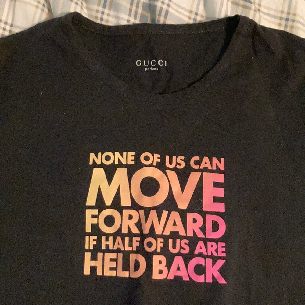 GUCCI Parfums | chime for change tee